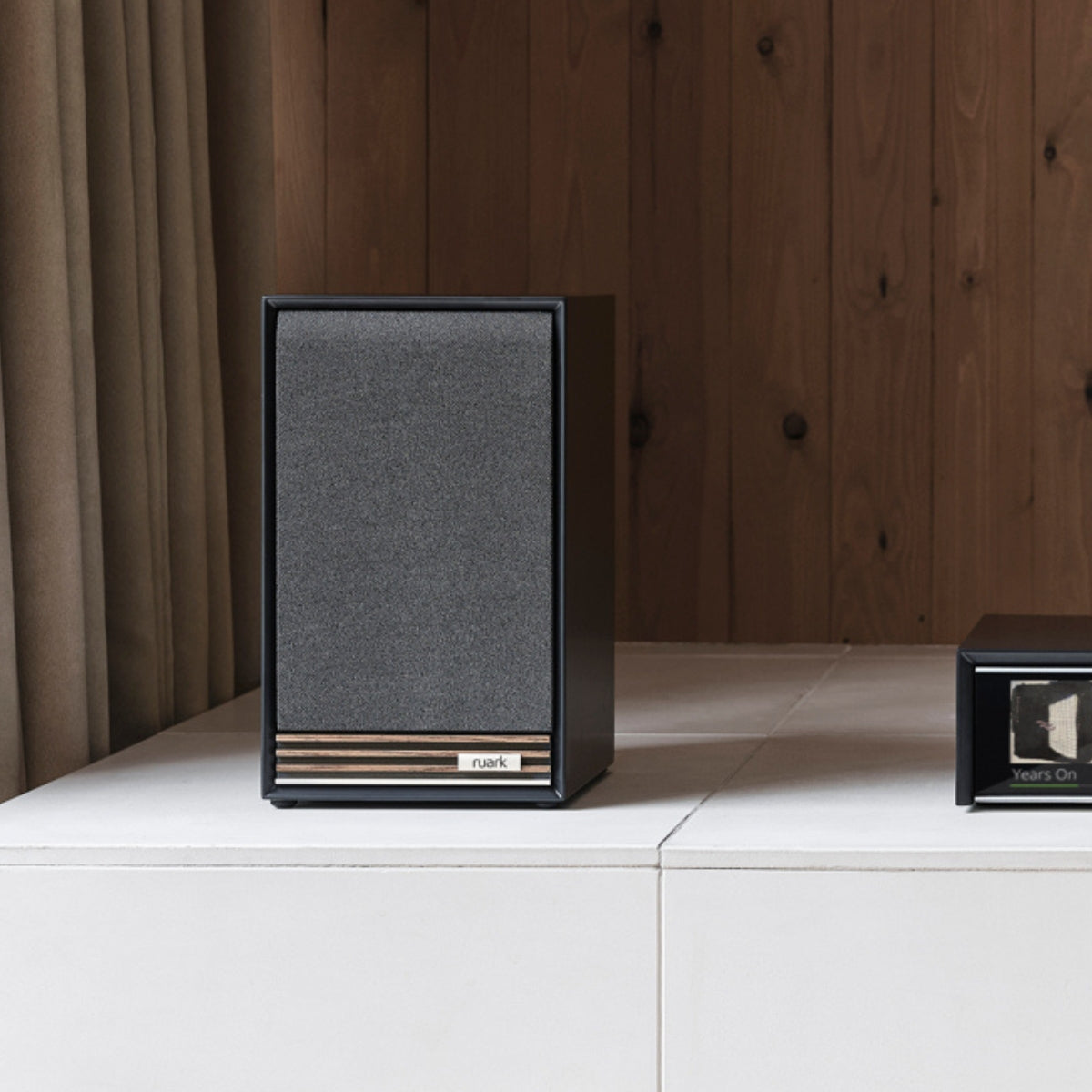 Ruark Sabre R Bookshelf Speakers #colour_Satin charcoal cabinet and walnut grille