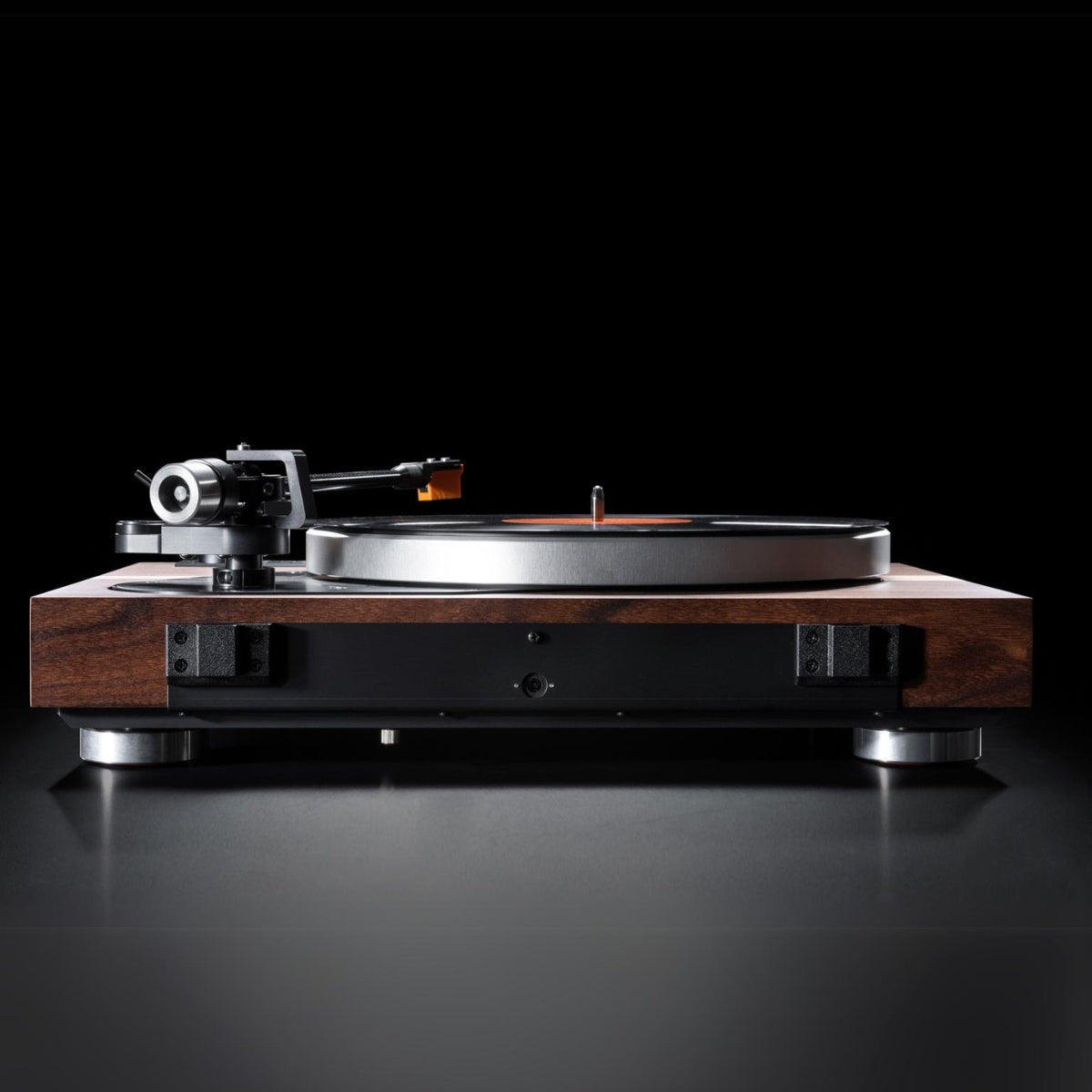 Dual Primus Maximus Turntable