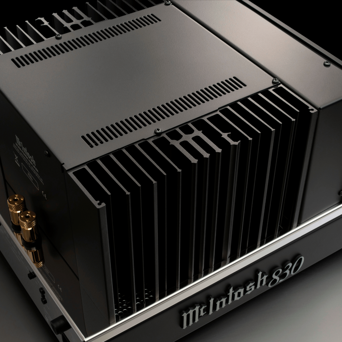 McIntosh MC830 1-Channel Solid State Amplifier