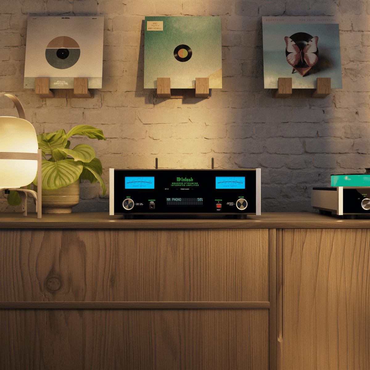 McIntosh MSA5500 Streaming Integrated Amplifier