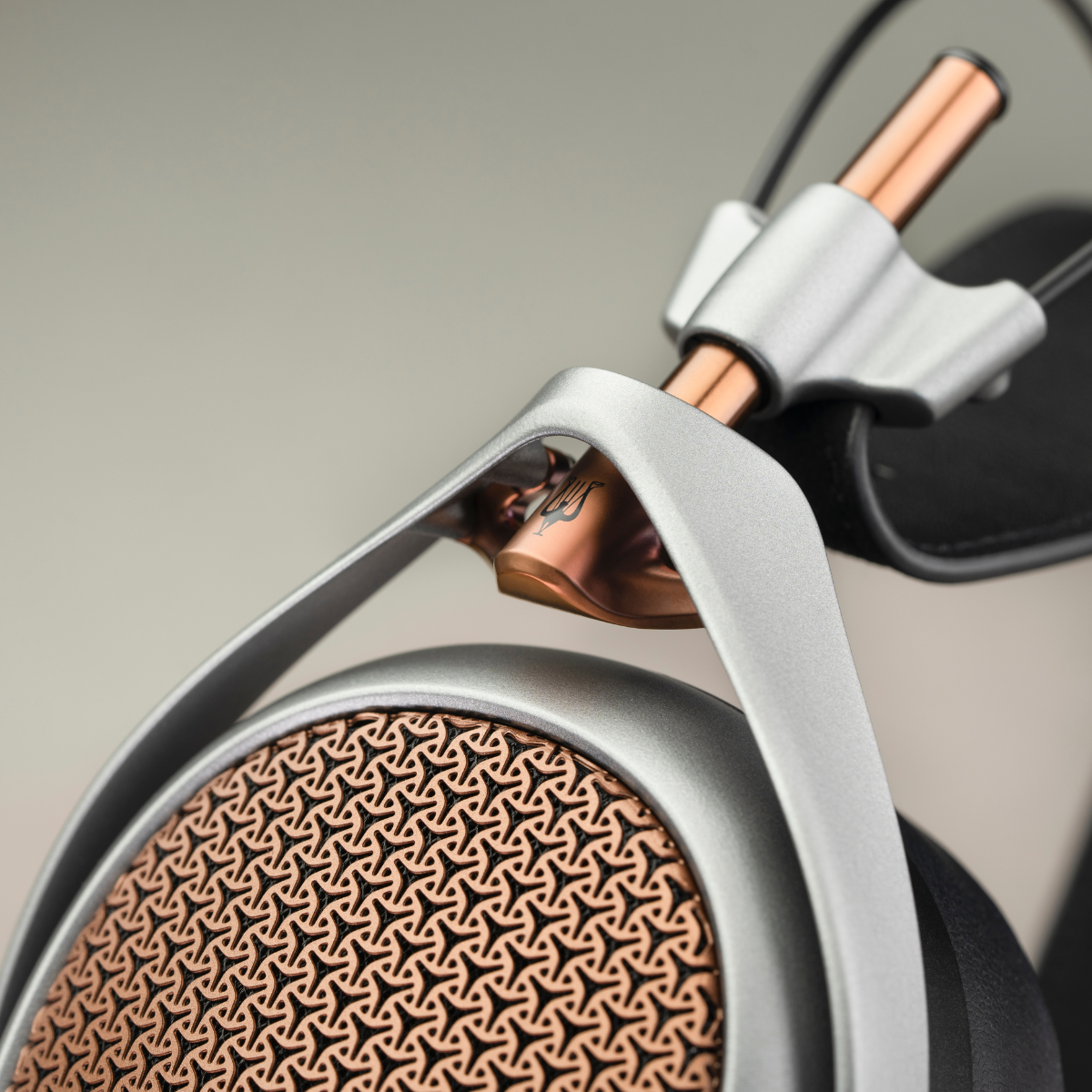 Meze Poet Open Back Headphones #colour_bronze