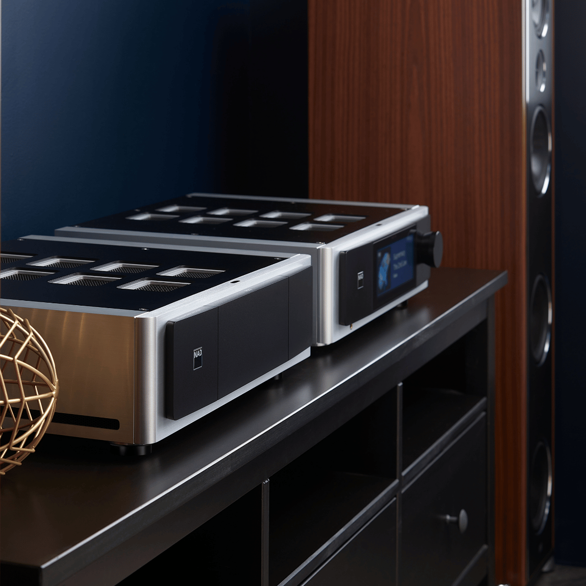 NAD M23 Stereo Power Amplifier