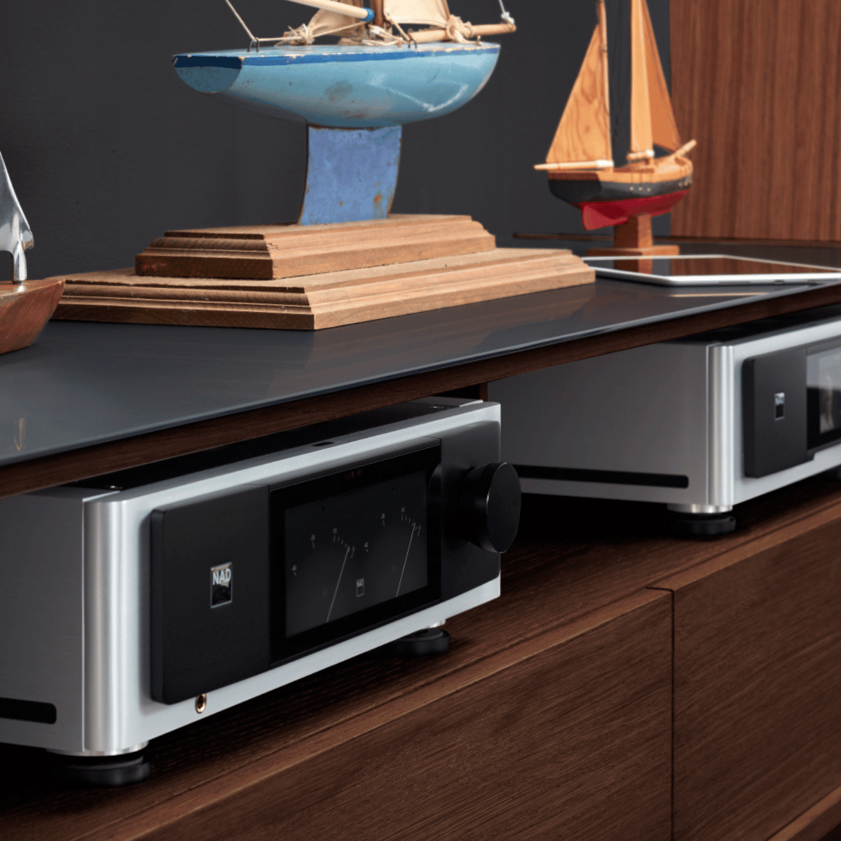 NAD M33 Streaming Amplifier