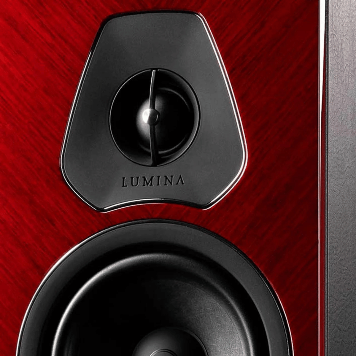 Sonus Faber Lumina II Amator Bookshelf Speakers #colour_red wood & black leather