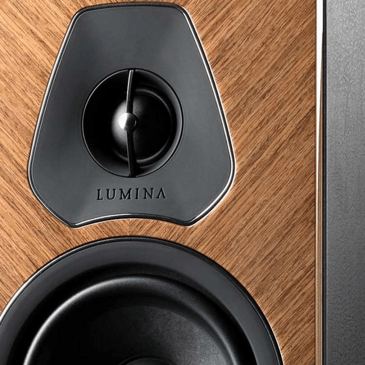 Sonus Faber Lumina II Amator Bookshelf Speakers