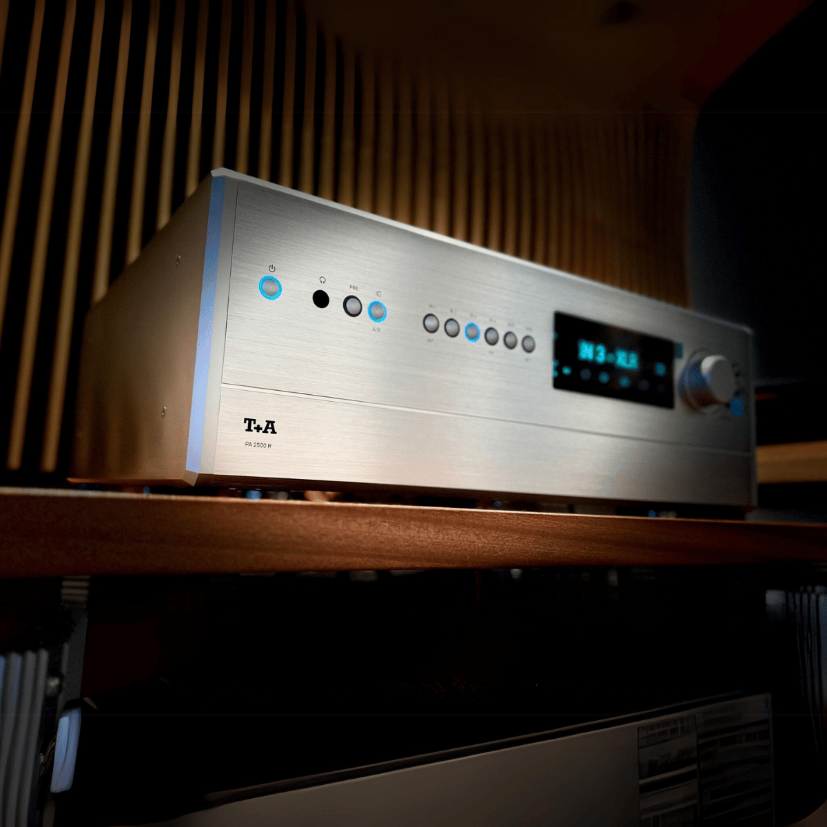 T+A Hi-Fi PA 2500 R Integrated Amplifier Silver #colour_silver