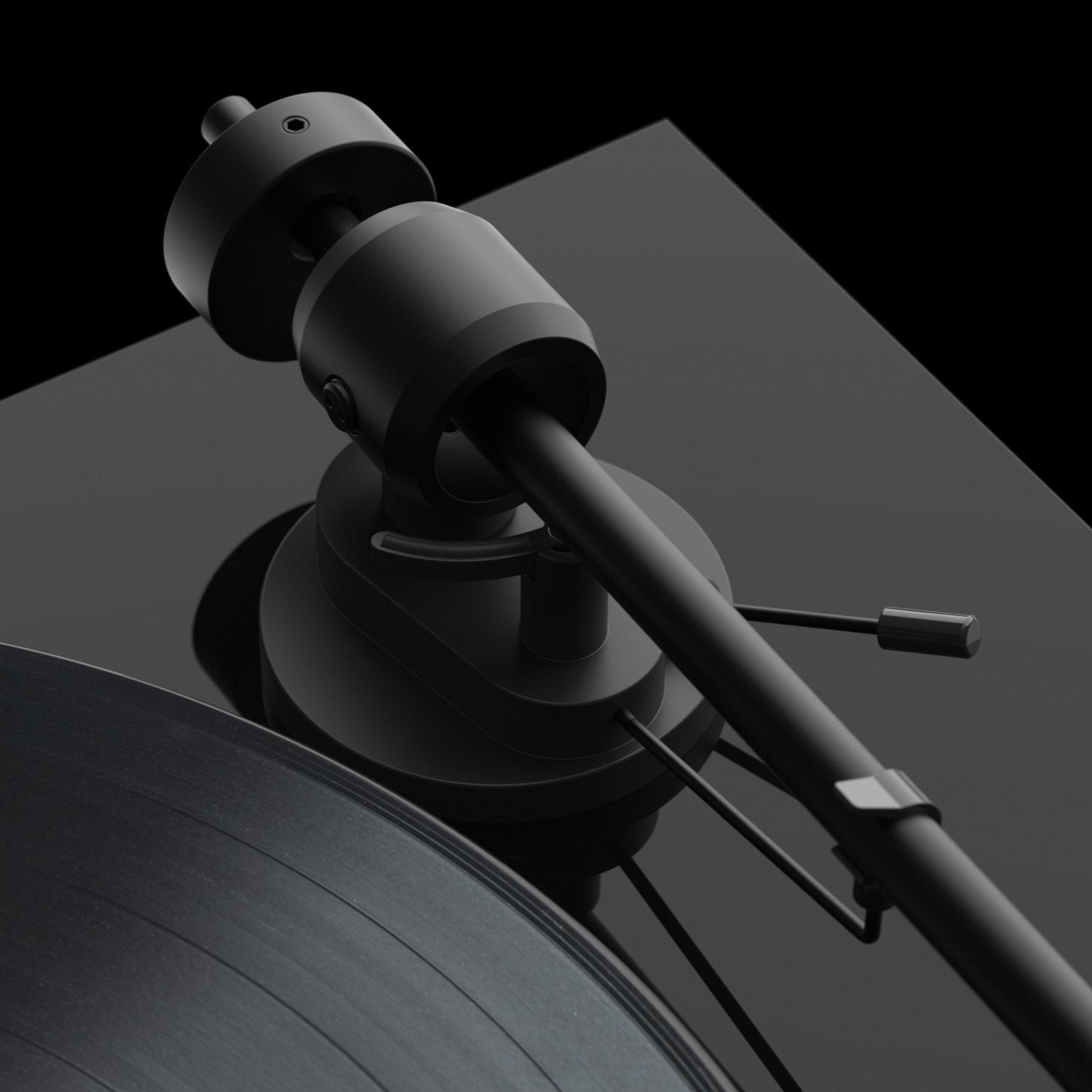 Pro-Ject E1 Turntable in Black